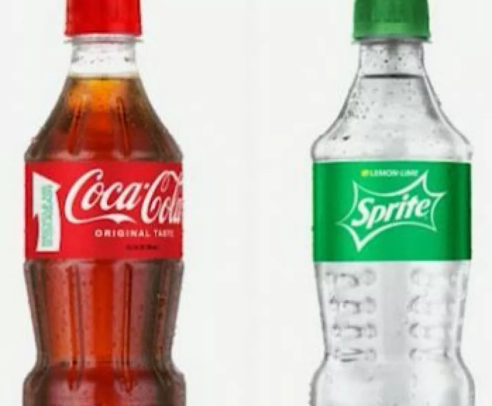 Así se ve la botella de Coca-Cola hecha 100% de plástico reciclado