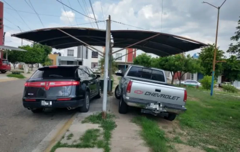 Levanta una denuncia por redes sociales y recibe apoyo de policías