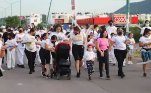 Familias completas marchan por la Paz