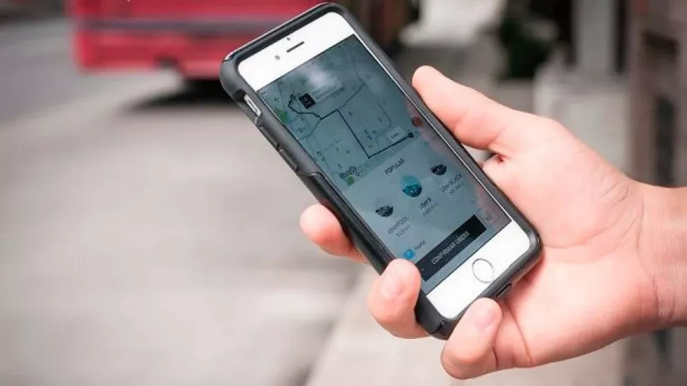 Ya conoces los impuestos que debes pagar si manejas Uber