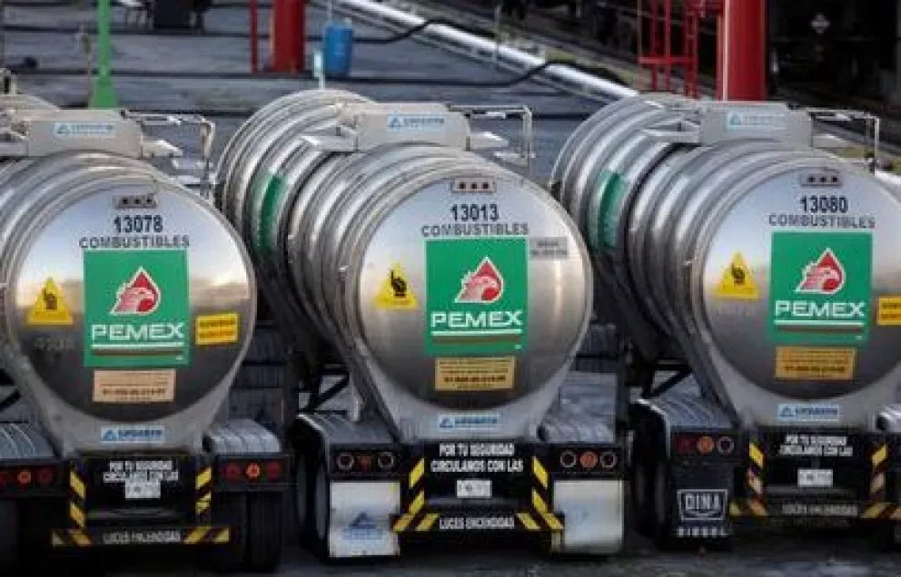 AMLO anuncia nuevo plan de negocios para PEMEX