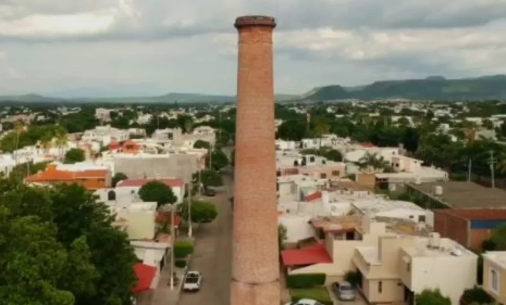 (VIDEO) Conoce el Pitón de la Aurora en Culiacán desde el aire