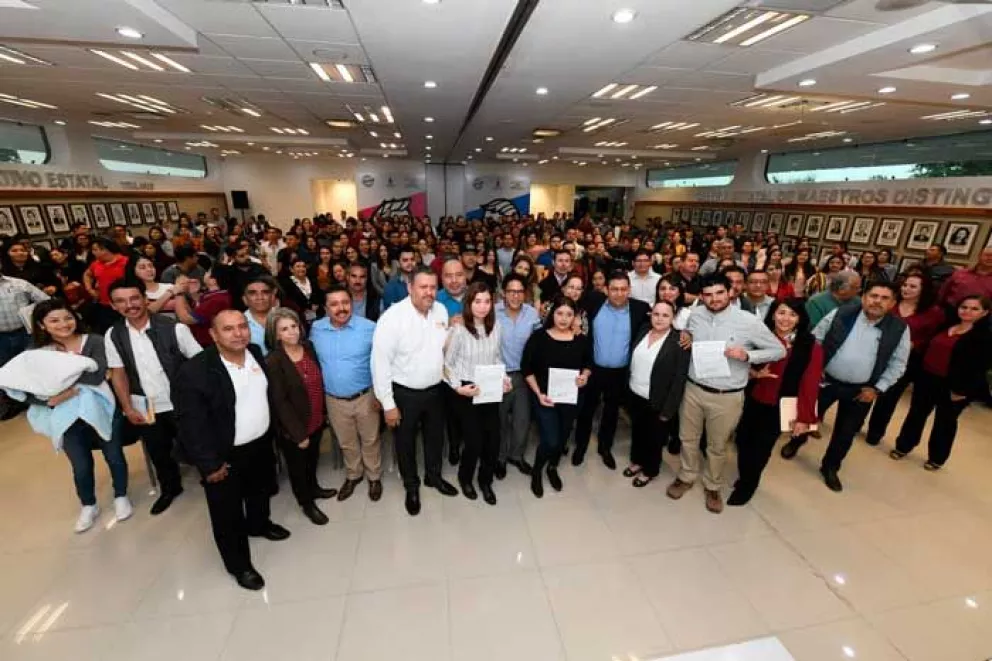 Asignan 383 plazas definitivas y temporales a maestros de nuevo ingreso en Sinaloa