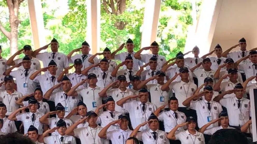 ¿Sabes cuánto ganan los policías de Sinaloa?
