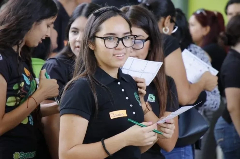 El orden, el respeto y los valores empoderan a los jóvenes