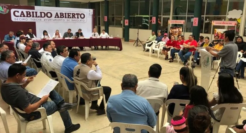 Cabildo abierto en Villa Juárez recibe demanda de servicios públicos