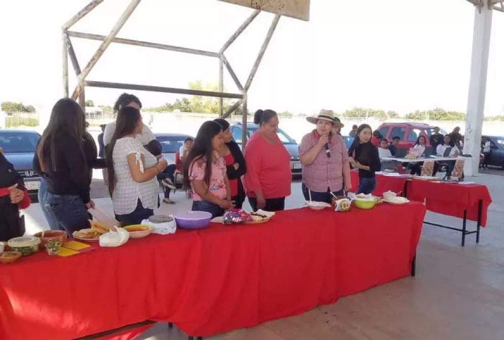 Promueven conservación de lenguas en Villa Juárez