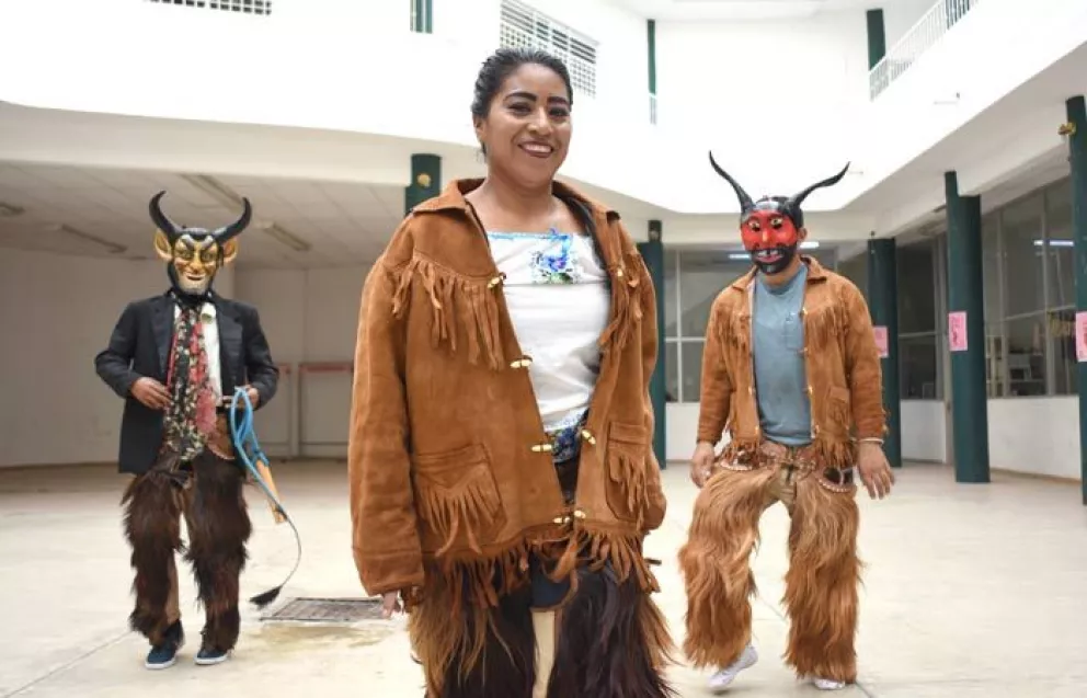 Ana María trajo las danzas autóctonas de Oaxaca a Villa Juárez