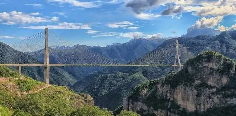 Puente Baluarte Bicentenario, uno de los más altos del mundo