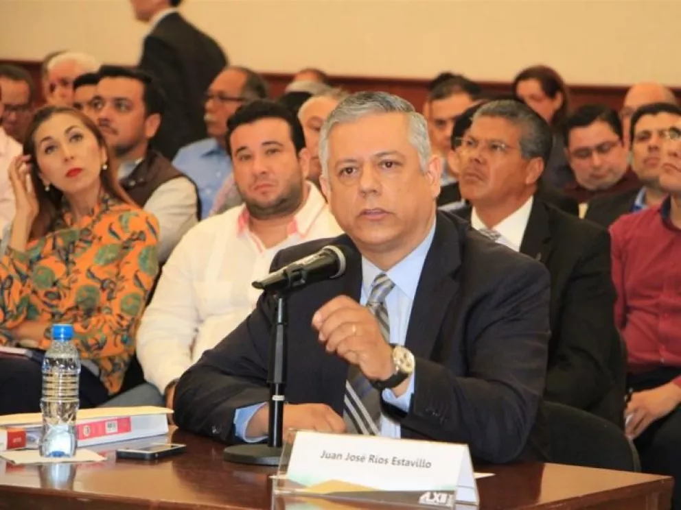 ¡Ríos Estavillo se va! Renuncia a la Fiscalía de Sinaloa