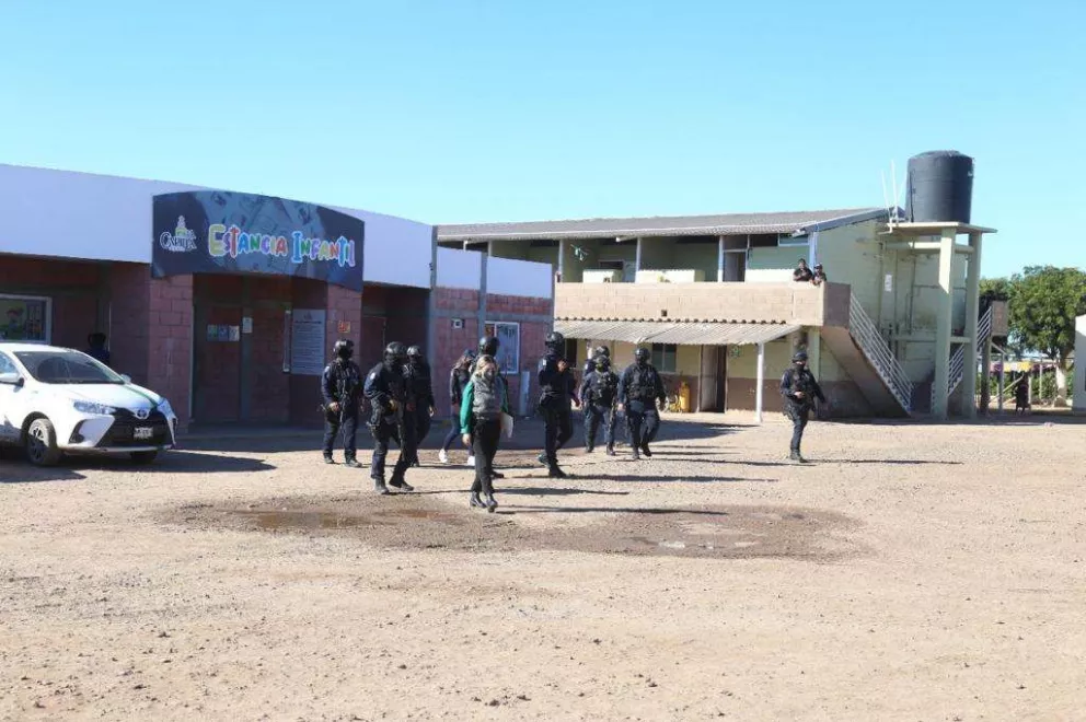 Policía Estatal y Programas Preventivos recorren campos agrícolas de Sinaloa