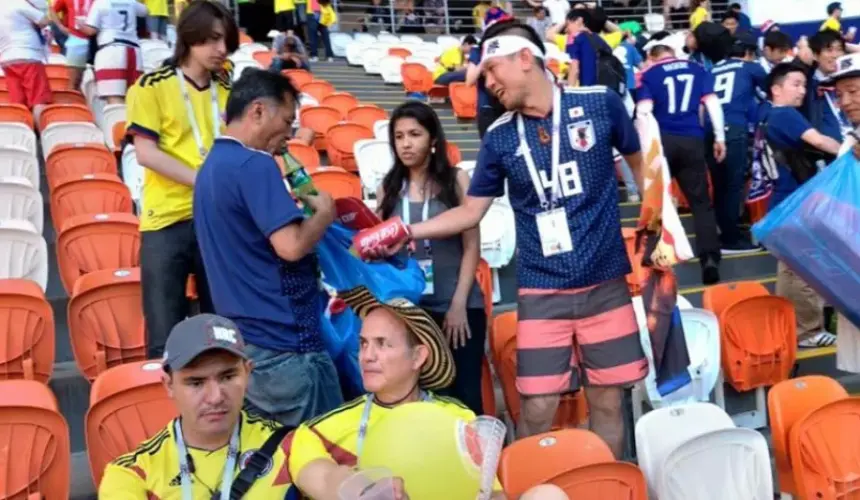 ¿Qué tiene que ver limpiar un estadio con la paz de un país?