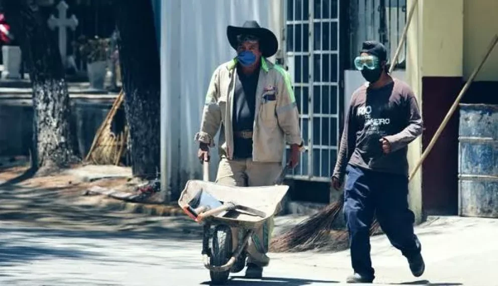 Tenemos que regresar al trabajo