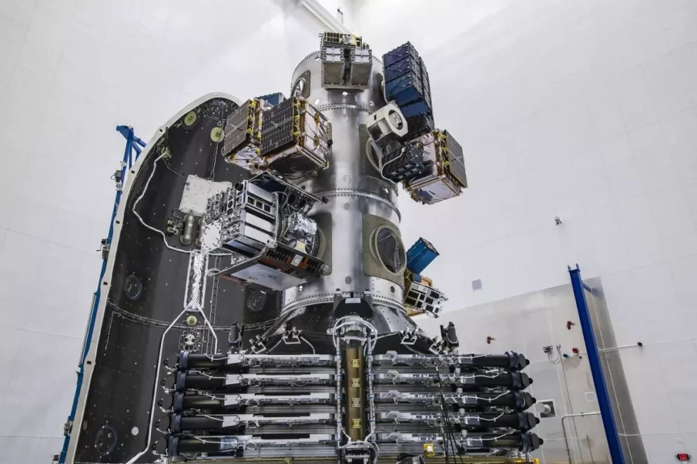SpaceX rompe récord enviando satélites en la historia
