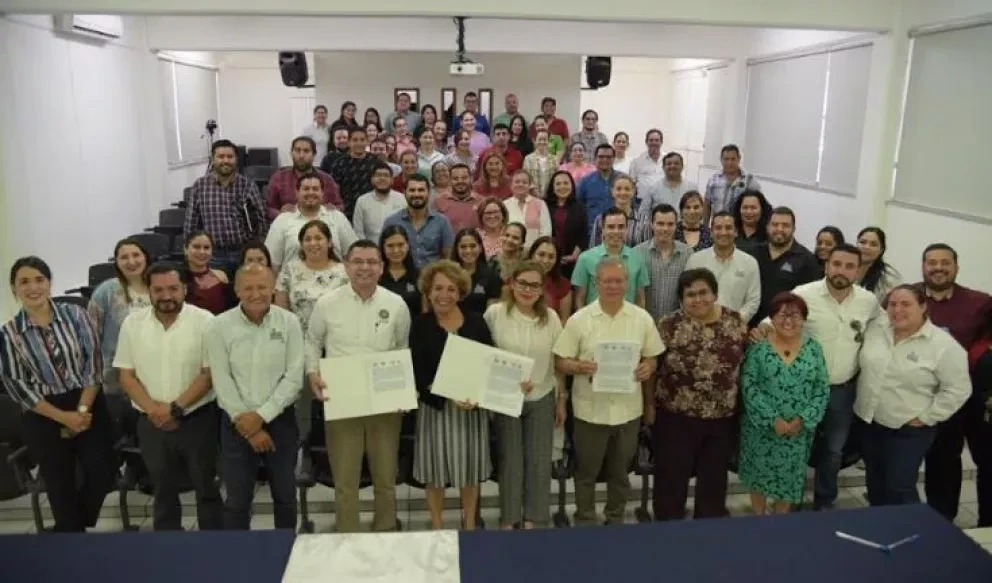 Firman convenio laboral UPES y STASE