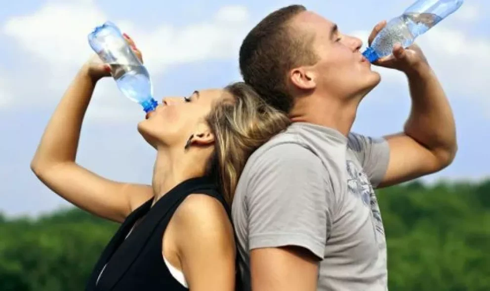 Toma agua y prevé infartos