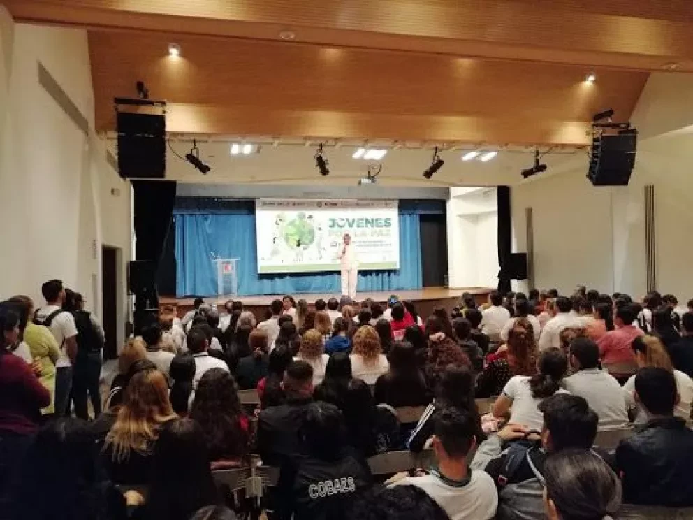 Realiza Cobaes Congreso de Jóvenes por la Paz en Los Mochis