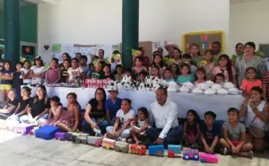 Clausuran programa Mis vacaciones en la biblioteca en Villa Juárez