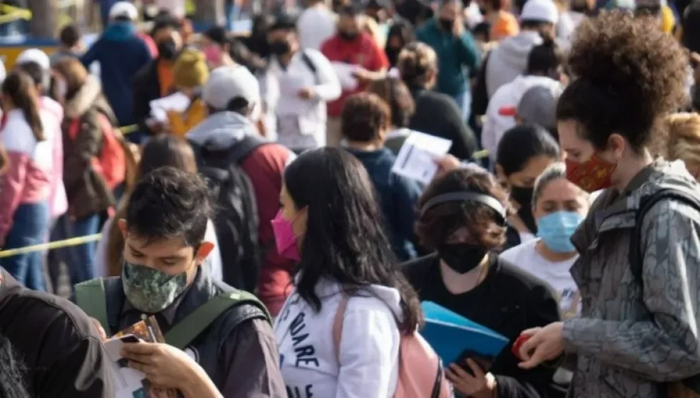 Arranca vacunación de refuerzo Covid para mayores de 18 años en Sinaloa