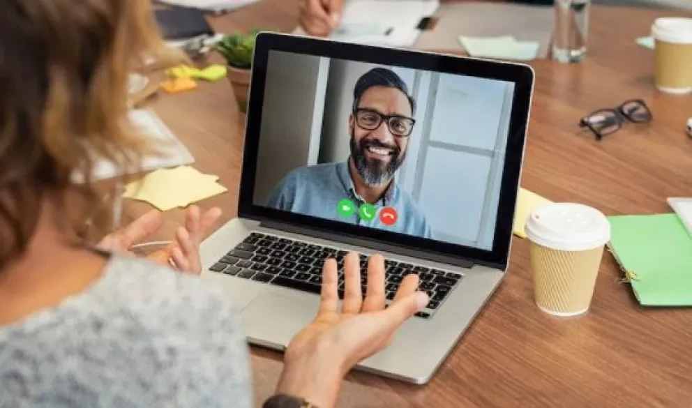 Tips para mejorar tus presentaciones en videollamada
