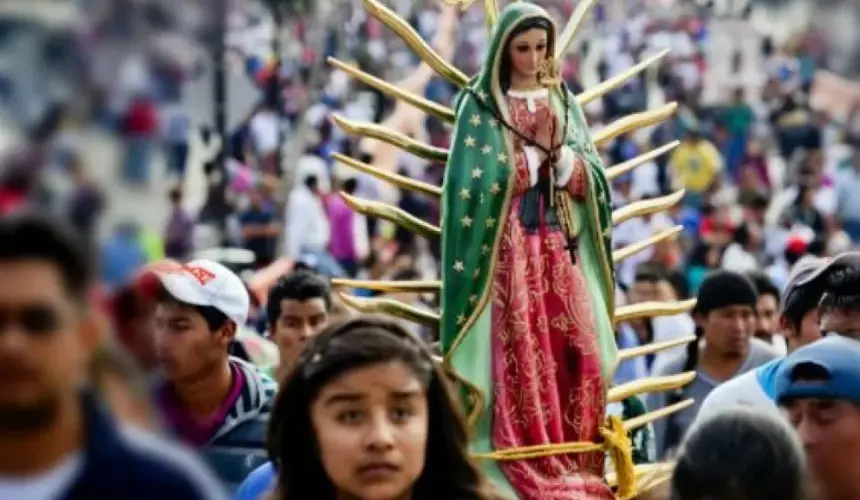 ¿Cuál es la tradición mexicana hacia la Virgen de Guadalupe?