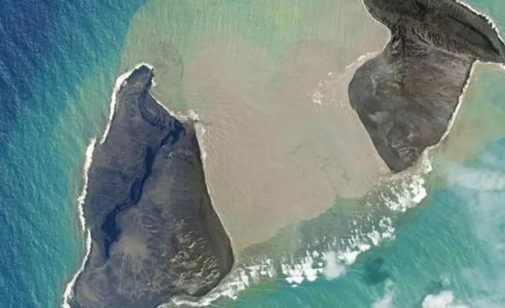 Reacción de países ante erupción de volcán marino