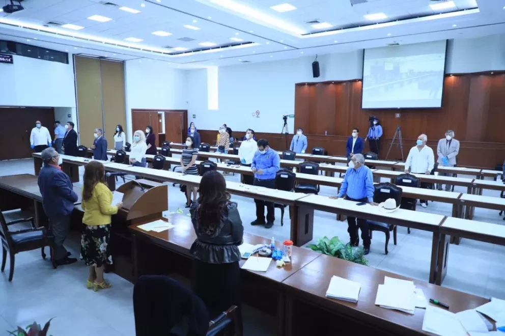 Congreso de Sinaloa incrementa penas a agresores de médicos en pandemia