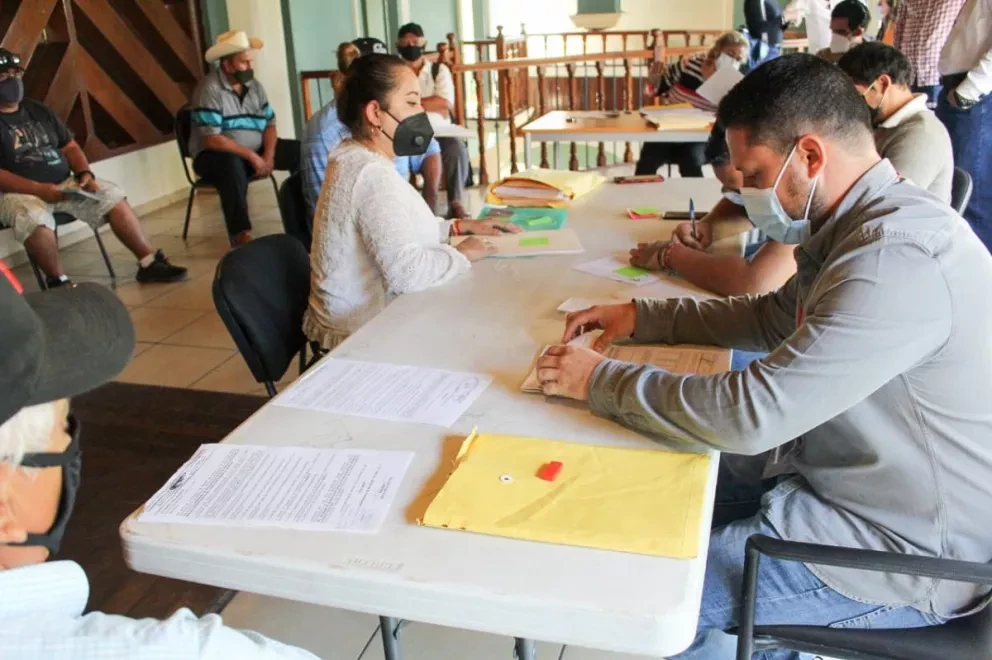 Llegó el trabajo para los pescadores