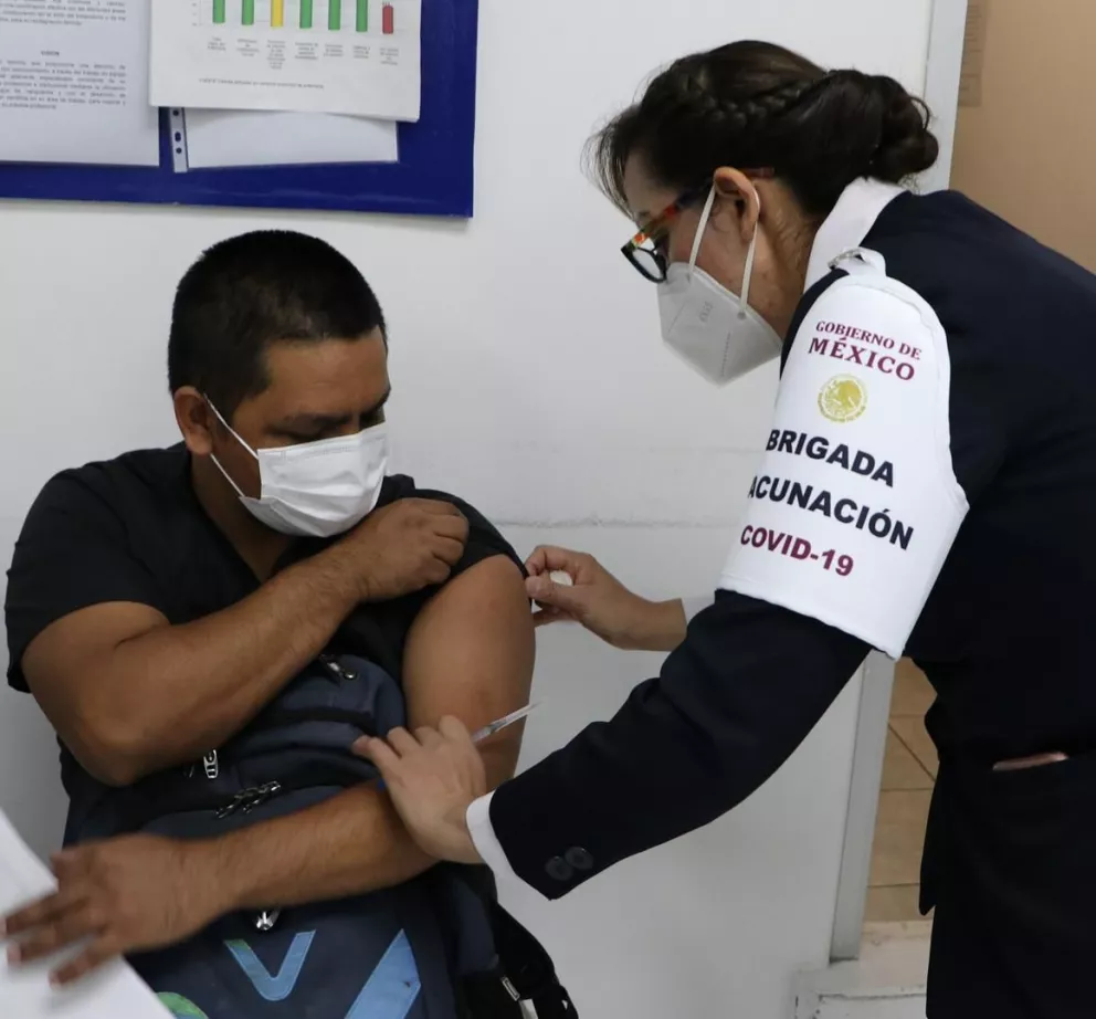 Vacuna contra el Covid no desplaza a las acciones de prevención