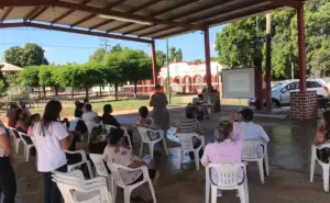 Mujeres reciben talleres para concientizarlas sobre la violencia