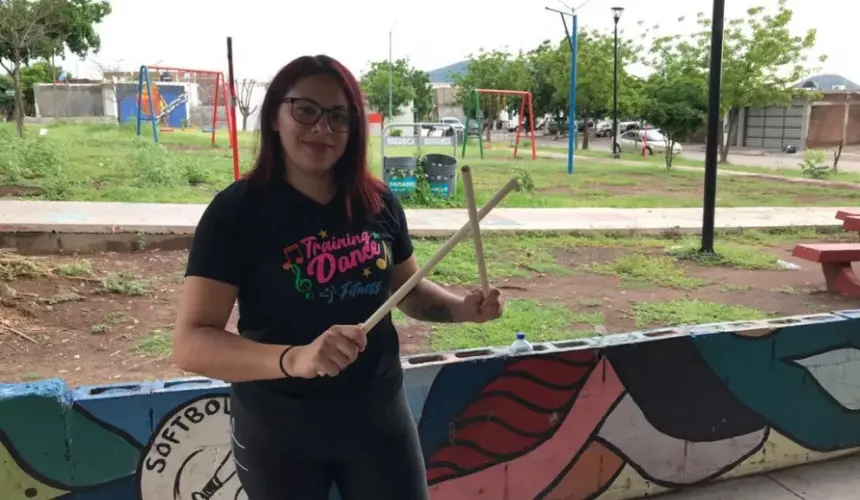 Carmen pone a bailar a las mujeres de Alturas del Sur