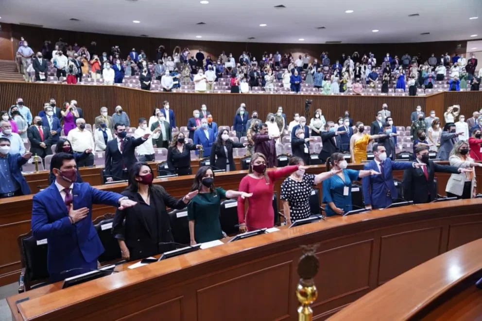 Inicia nueva Legislatura, toman protesta nuevos diputados en Sinaloa