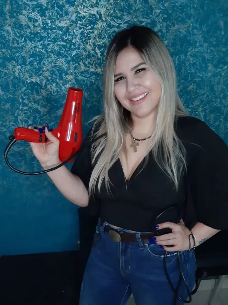 Vianey Alvarado y su arte de embellecer a las mujeres