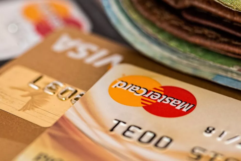 ¿Pagas el saldo mínimo de tu tarjeta de crédito? Conoce estas recomendaciones para pagar menos intereses 