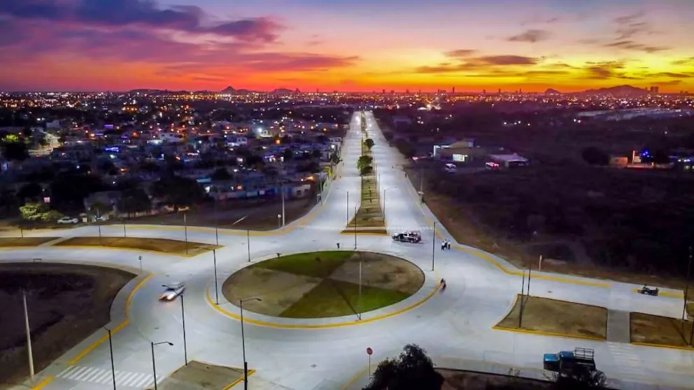 Ya está abierta la avenida Santa Rosa, en Mazatlán, Rubén Rocha lo inauguró.