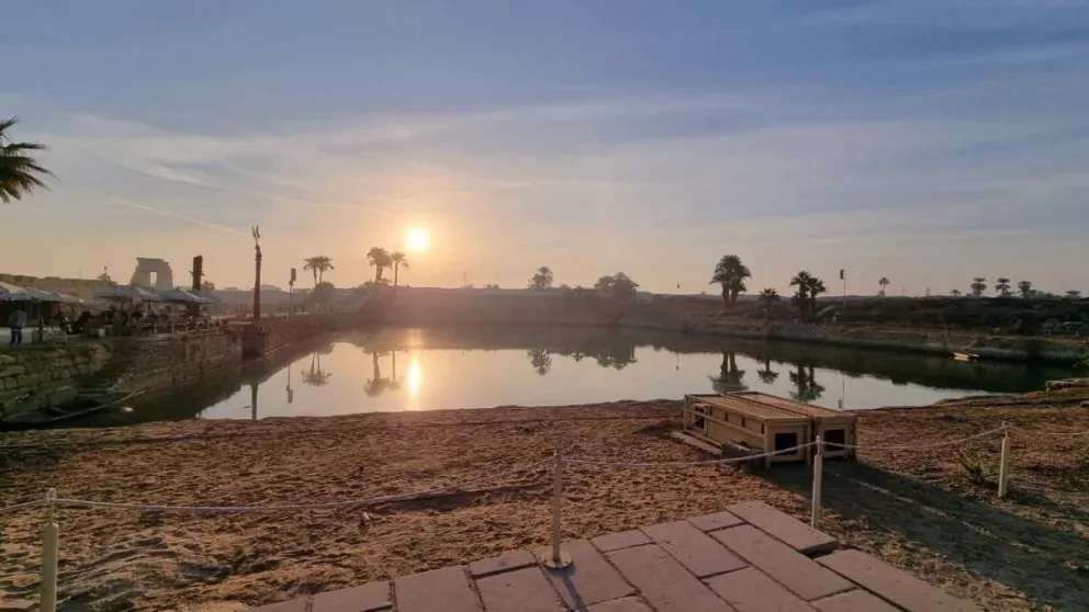 Con un gran espectáculo reciben al solsticio de invierno en Egipto en los templos de Karnak