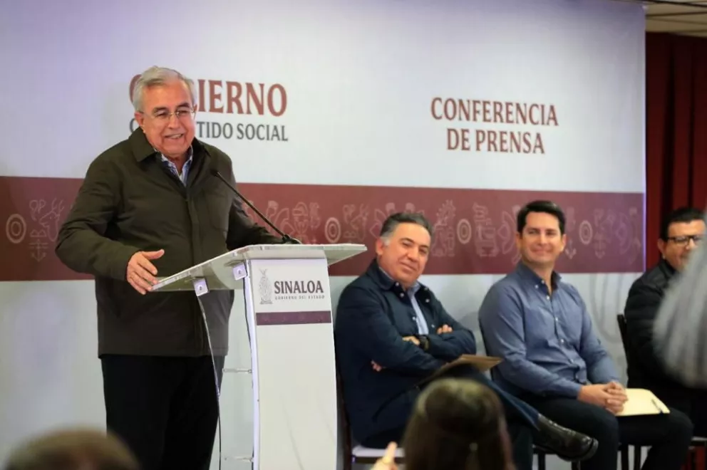Rubén Rocha Moya destacó que éste fue el compromiso que le hizo el presidente Andrés Manuel López Obrador ante su gestión