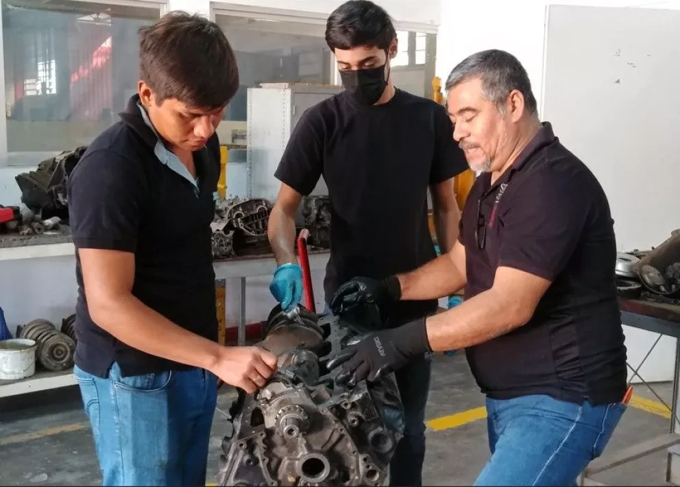 En el CECATI 32 te preparan para la vida