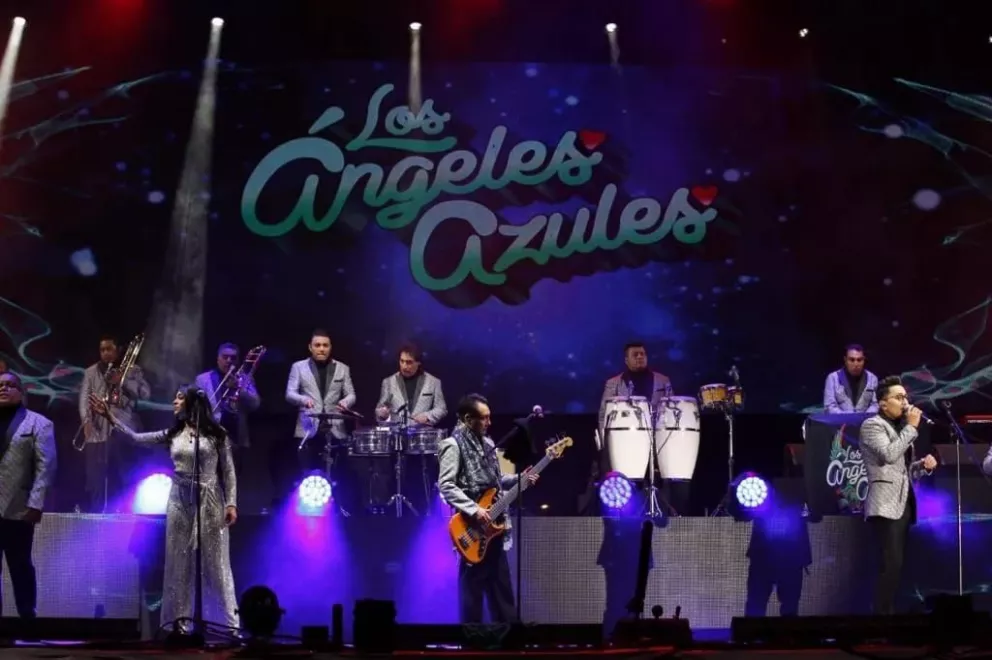 CDMX. Así fue el concierto de Los Ángeles Azules que reunió a 100 mil personas en Reforma.