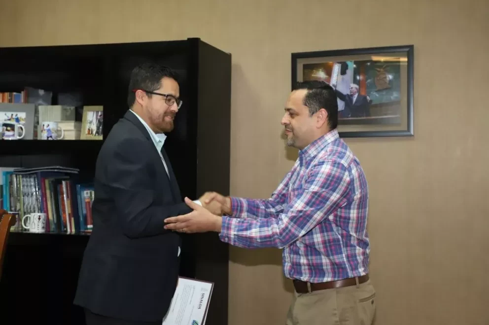 Nombran al Dr José Arturo Figueroa como nuevo director del Hospital de la Mujer.