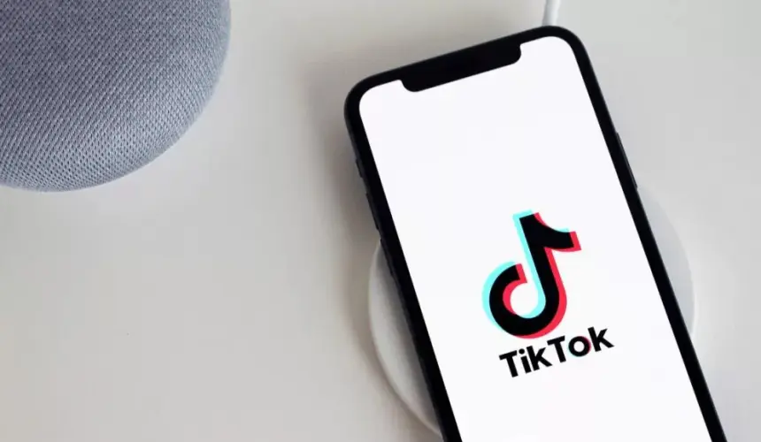 TikTok implementa característica para impedir que adolescentes visualicen videos sugerentes