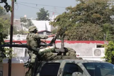 Sedena recaptura Ovidio Guzmán en Sinaloa; gobernador de Sinaloa insta a resguardarse en casa