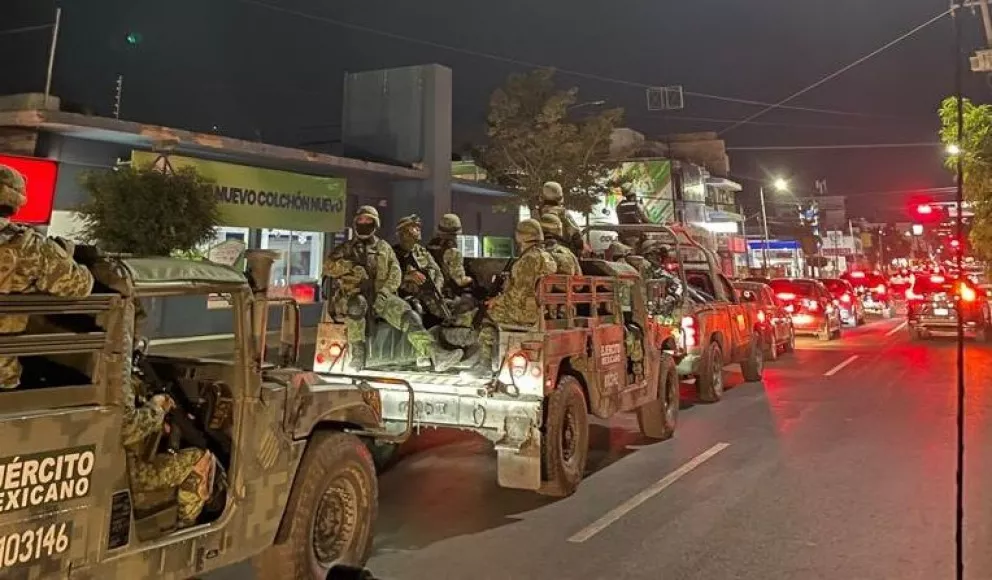 Llegan 1,500 elementos del Ejército Méxicano a Culiacán, Sinaloa.