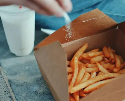 ¿Qué alimentos tienen sodio?
