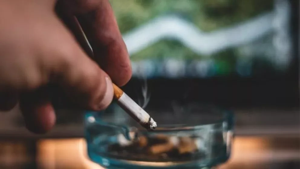 Adiós al humo de cigarro, esta es la razón por la que se prohíbe fumar en lugares abiertos de México a partir de este 15 de enero de 2023