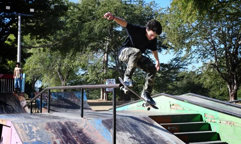 Invitan a participar en el Skate Fest este domingo en el Parque Las Riberas.