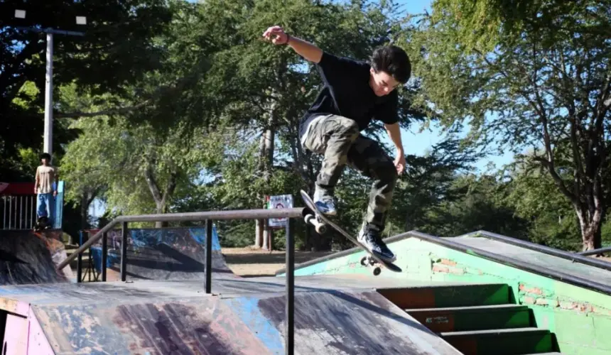 Invitan a participar en el Skate Fest este domingo en el Parque Las Riberas.