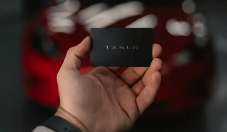 Tesla planea abrir una planta de ensamblaje cerca del nuevo aeropuerto de la Ciudad de México.