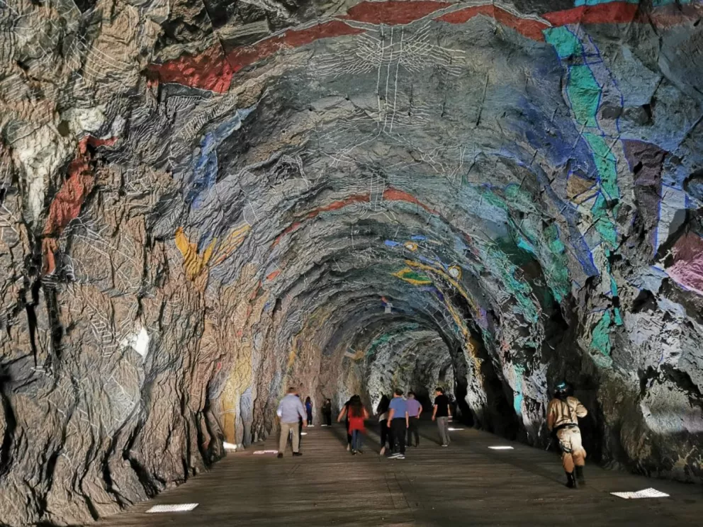 Cueva de Huites en Choix, Sinaloa, alberga la obra El Principio, de Federico Silva, conoce cómo llegar, requisitos, costo y qué tanto tiempo se hace