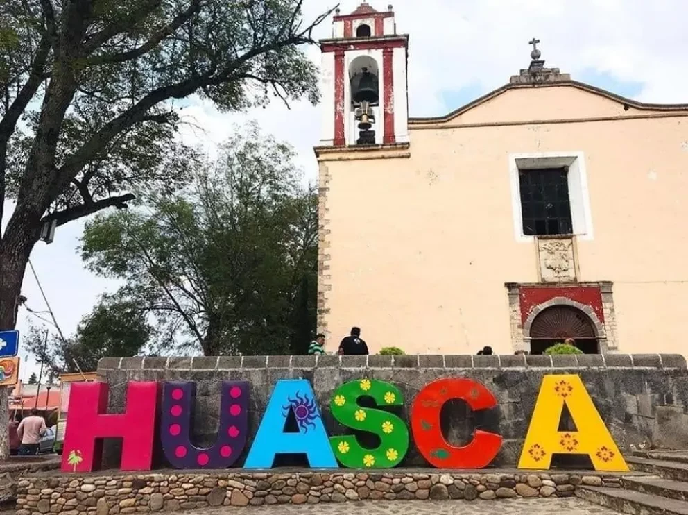 ¿De qué manera puedo llegar a Huasca de Ocampo en autobús desde Ciudad de México.